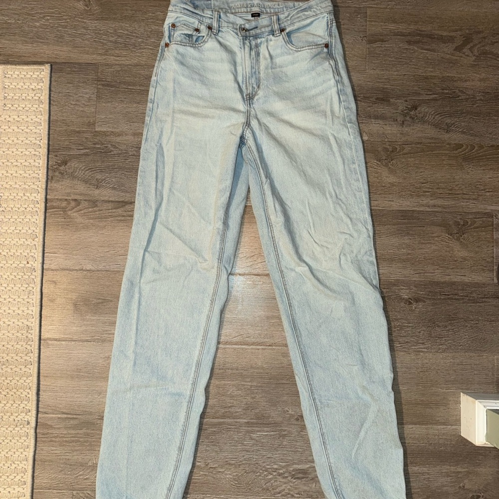 AMERICAN EAGLE Highest Rise Baggy Straight Jean